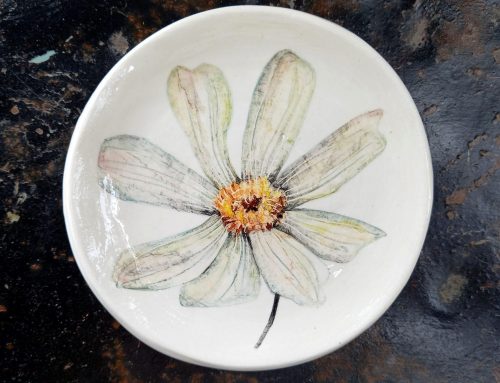 Serie «Platos de pan». Flor blanca